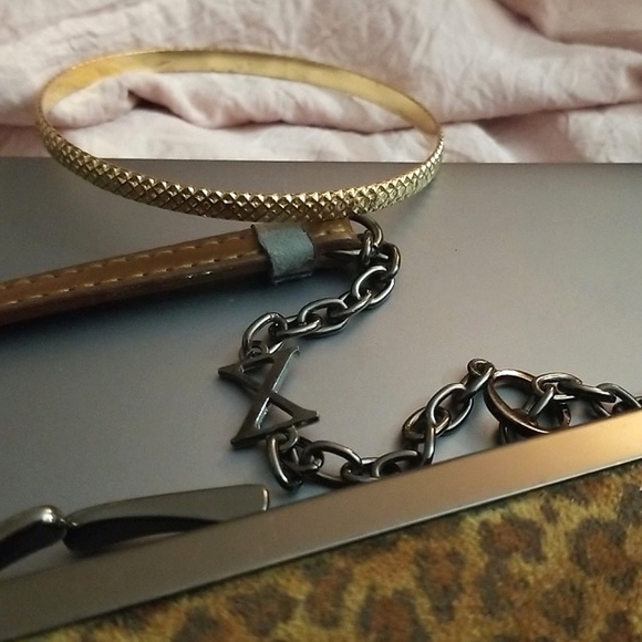 FREE faux suede Clutch w strap handbag plus bangle SEE DETAILS - Picture 5 of 6